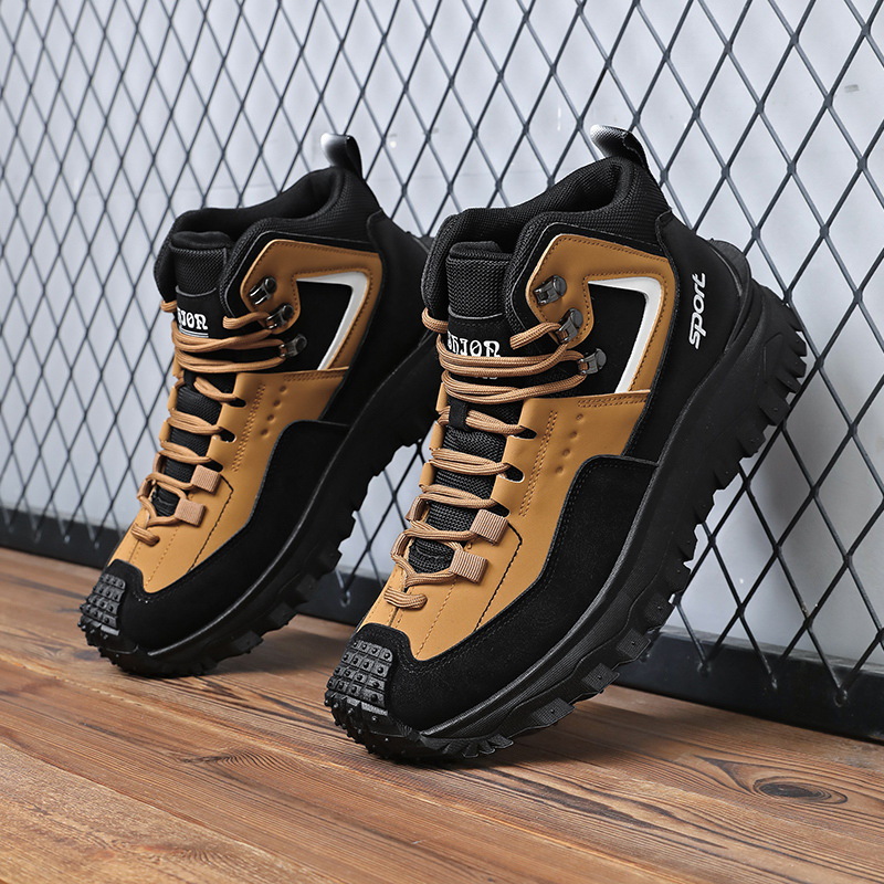 Men Fashion Korean Style - Sepatu Hiking Pria Lebar Anti Selip