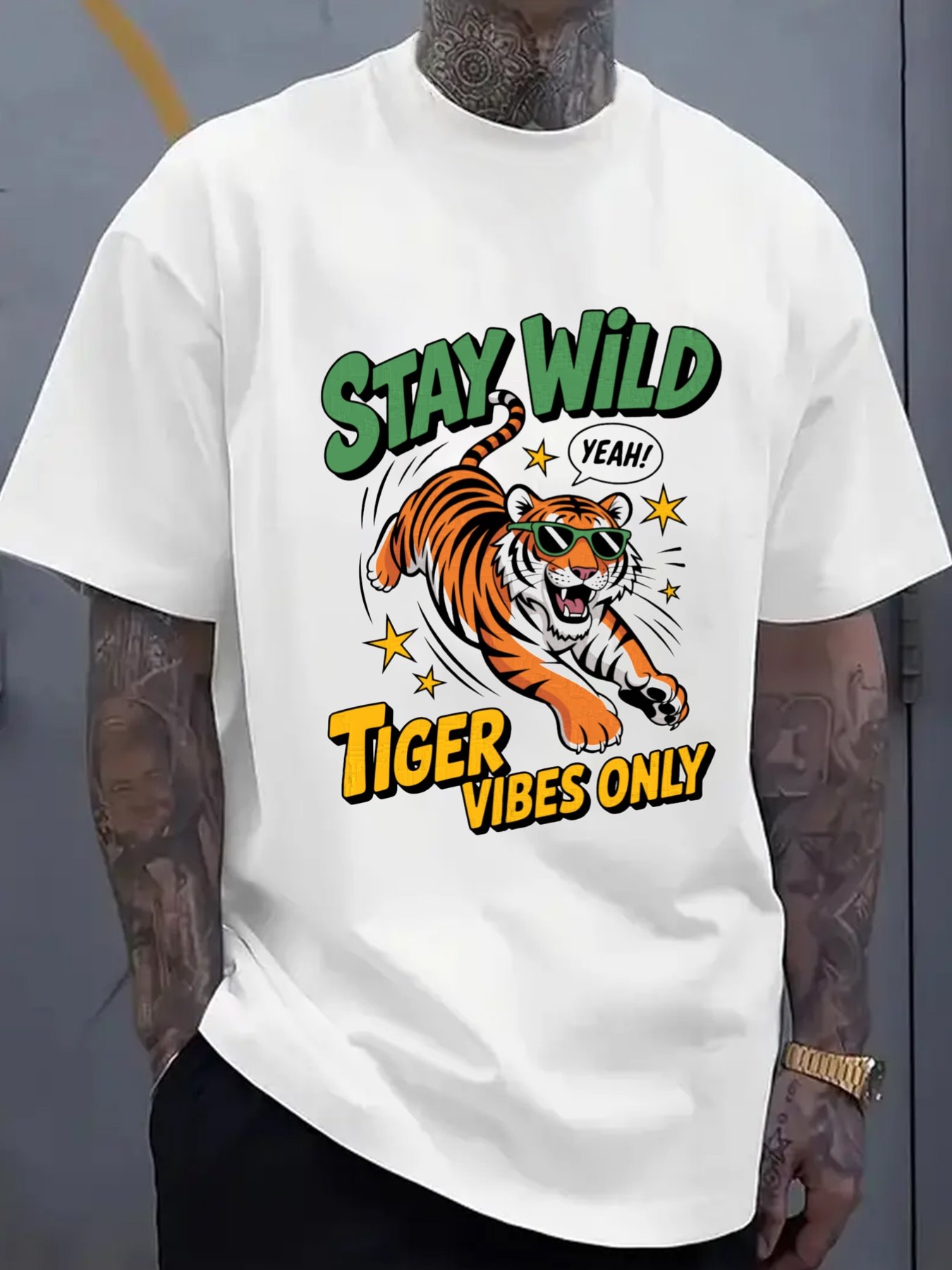Men'S Fashion Looks 2026 - Kaos Pria Gaya Harimau Liar Putih